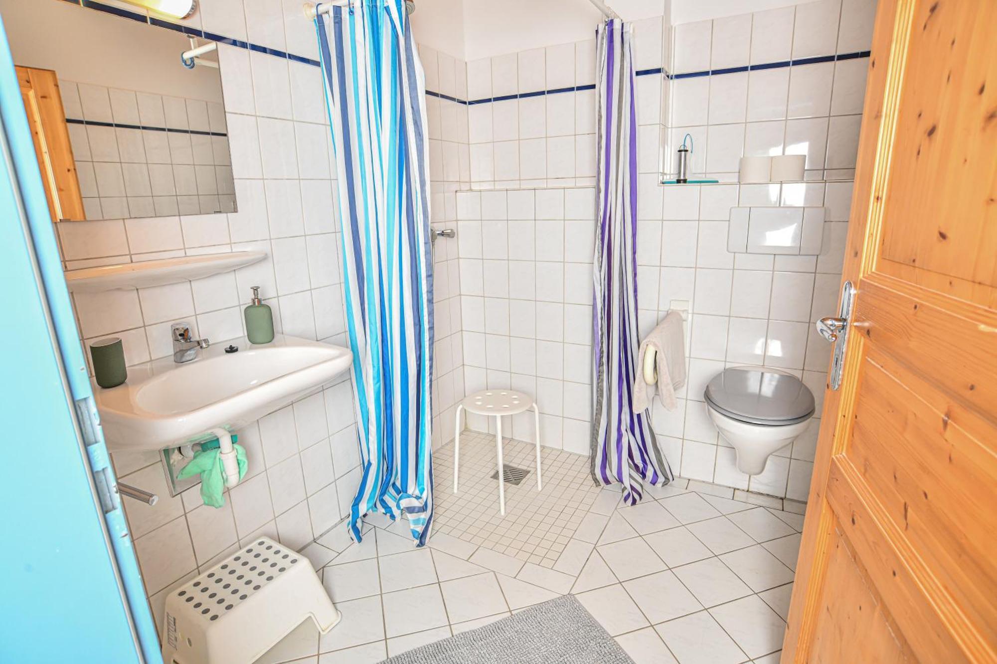 Wiemannshof 25191 Farm stay Bunde (Lower Saxony)